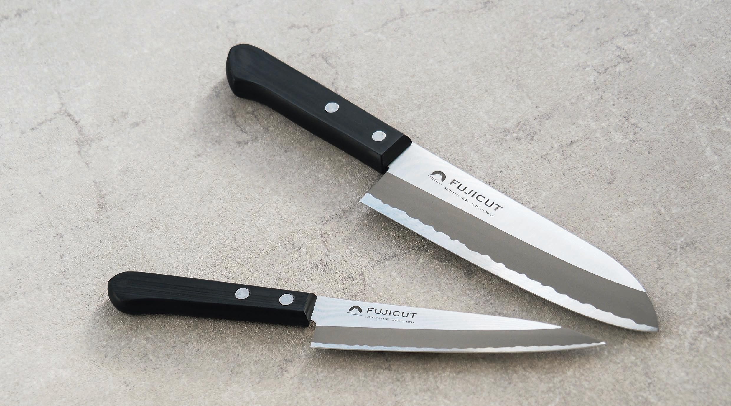 Amazon｜カクセー 包丁 縦4.6cm×横29.8cm×1.5cm FUJICUT#2000 牛刀